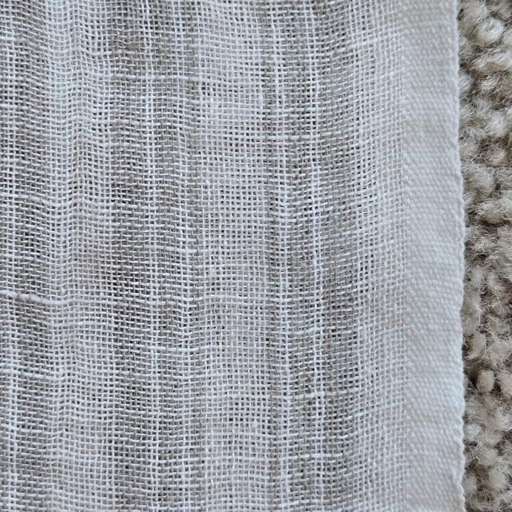 NWT Linen Cotton Wrap Scarf *SMALL STAIN* Grey White Stripe - Picture 7 of 9